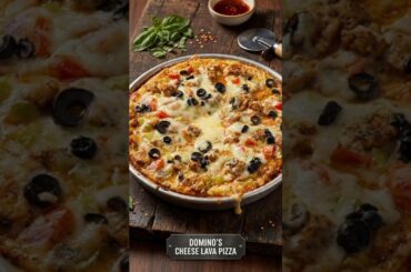 this pizza will make u crazy / Pizza recipe/ Chicken Pizza recipe/ How to make pizza #shorts #fy