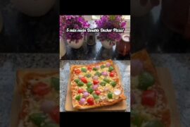 #5 Minute Recipe: Double Layer Bread Pizza on Pan! #foodworld 🍕