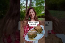 Plant Based Italian Stuffed Artichokes - Tastes Like Nonna Made It #plantbased #veganrecipes