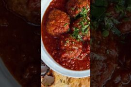 Can Italy be South of the Border in NSW, down Huskisson way?