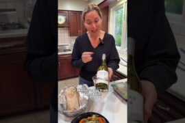 Mom’s in the kitchen with the help of Angeli’s Italian in Naperville, IL ❤️