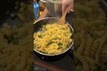 Das ist die perfekte Frühlingspasta! #rezept #einfacherezepte