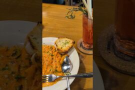 Authentic Italian Food in Pune🍝! Poona food truck 😍 #foodshorts #foodie #asmr #streetfood #foodvlog