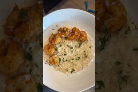 Shrimp risotto 🦐 #cookingathome #cooking #dinnerideas #easydinner #dinnerrecipe #dinnerinspo #food