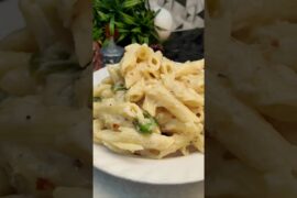 Viral White Sauce Pasta Recipe 🤤🔥 #ytshorts #viralrecipe #whitesaucepasta #easyrecipe #pasta