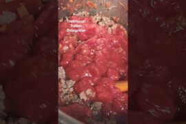 bolognese#italian #bolognese #chef #cooking