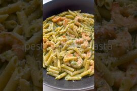 Pesto Shrimp Pasta 💚 full recipe is on my substack!
