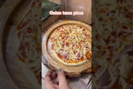 Onion tawa pizza #shortvideo #minivlog #food #recipe #foodie #cooking #shortsfeed #vlog #vlogger