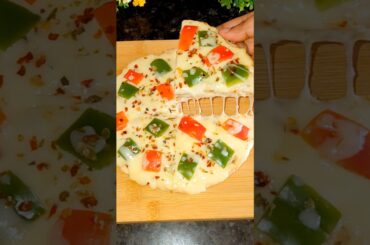 Roti Pizza🍕 #shorts #youtubeshorts #trending #viral #recipe #pizza #viralrecipe #food #ytviral