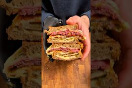 Italian Salami Cheese Pesto Melt Sandwich.  99999 calorie😂 #asmr #food #sandwich