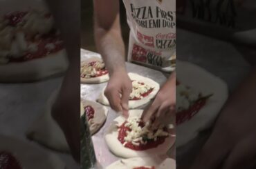 Raffiche di Pizze allo stand di Vincenzo Capuano!