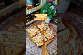Bikin pizza mewah modal roti tawar sisa #pizza #pizzarotitawar #masakansimple #shorts #food #yummy