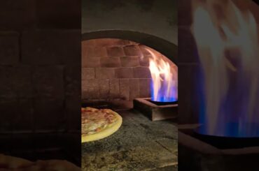 pizza  #pizza #italy #foodie