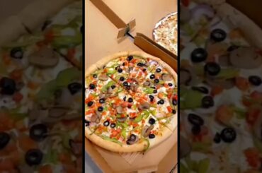 🥰Aaj To Cheese Extra Vegeis Pizza Ka Order Aya🍕😘#shorts#virelshorts#pizza# pizzalover#ytshorts#food