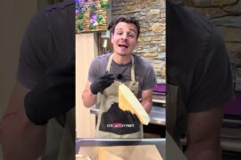 🇮🇹 Le Taleggio, c’est le fromage italien bien crémeux qui sent fort… m 😍🧀 #fromage #cheese #fyp