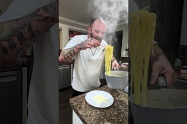 Everyone's Been Making Alfredo Wrong #cooking #pasta #shorts