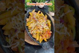 Cheesy Garlic Pasta Recipe 😍 | Creamy Cafe Style Pasta at Home in 10 Minutes #Shorts #GarlicPasta