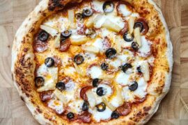 Same dough, different stretching