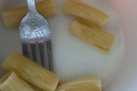 Anyone know why my pasta is two toned?