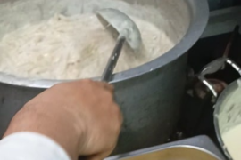 penne pasta white making