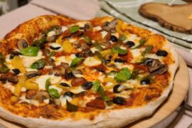 Diet pizza this Saturday. Less mozz + no meats.