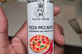 In a world where Hot Honey is King. This pizza vinegar is 🤌🏾. Picked up in Italy. Can't find it in the states