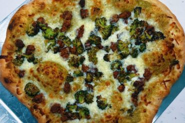 i’m still working on my pizza game, was a borderline disaster. BUT holy crap, it freaking tasty-good! you live and you learn, or something like that?