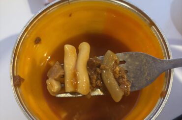 Why are some of my beefaroni noodles green?