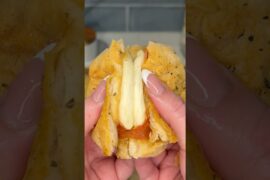 viral pizza biscuits recipe 🍕#recipe #food #shorts #biscuit #cooking #snacks #foodie #easyrecipe