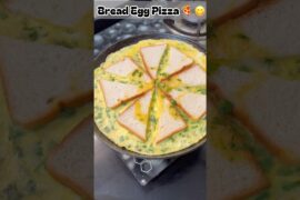 Egg bread pizza 🍕 bread egg pizza recipe #food #recipe #viral #shorts #eggbreadpizza #yt