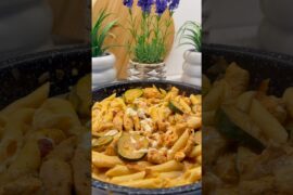Ce combo Courgettes - Crème - Poulet est juste incroyable ! 🤤 #pâtes #pasta #courgette #recette