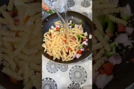 Viral pasta Recipe #shortsfeed #food #trending #recipe #viral #cooking #pasta #snacks #shorts #yt