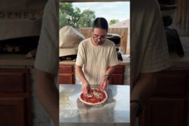 Another back yard pizza. #pizza #cooking