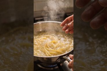The Pasta Mistake You're Making Every Night 🍝🤔 #cooking #kitchenhacks #shorts