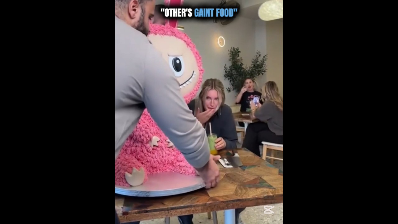OTHERS GAINT FOOD VS THIS ONE 😯☠️ #trending #viral #usa #trollface #youtubeshort OTHERS GAINT FOOD VS THIS ONE 😯☠️ #trending #viral #usa #trollface #youtubeshort