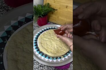 #pizzarecipe #italianpizzarecipe #italianfood #italy #homemadepizza
