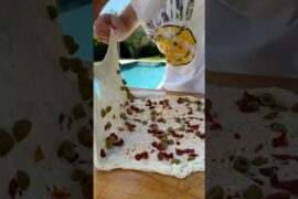 Italian focaccia🇮🇹 #italianfood #bestfood