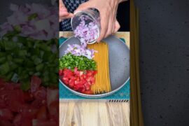 Quick pasta with tuna and cheese:Easy and tasty recipe #recipe
