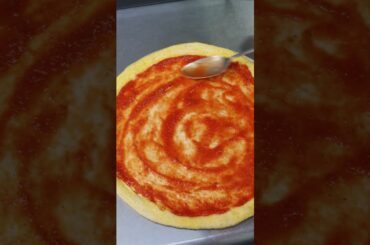 Горячая и аппетитная 🍕  #вкусно  #вкуснопростоибюджетно #готовимдома #готовка #рецепт #еда #кухня