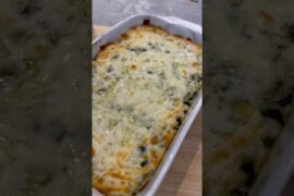 Creamy Spinach Artichoke Dip #dips #recipe #food #cooking #baked #spinach #artichoke #creamy #food