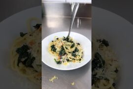 # #food #einfachkochenmitjoycezimmermann #recipe #cooking #dinner #easyrecipe #pasta #cheese #spicy