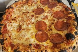 Fake ooni lunch time pizza