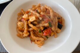 Busiate con melanzane e pesce spada