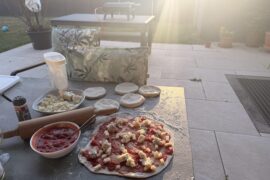 4 fromagi out door pizza oven first time this summer