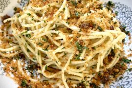 [homemade] Spaghetti Aglio e Olio~Anchovy Breadcrumbs