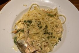 Flechita si te gusta la pasta con salsa de salmón😍