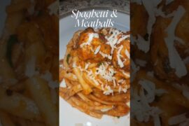 Italian Spaghetti & Meatballs 🍝 #viral #recipe #cooking #italian #pasta #spaghetti #meatballs