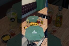 THE BEST ITALIAN PIZZA IN LAHORE AT ITALIANOS PIZZA | FOOD REVIEW | FOOD BLOGGER | #shorts