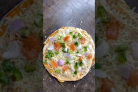 Ajj mujhe ek subscriber mila 😊#￼ trending#ytshorts #youtube #Viralshorts #food #recipe #pizza 🍕