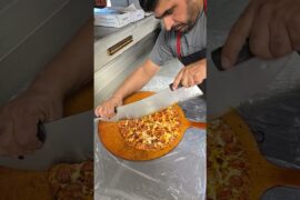 ROUND TABLE PIZZA #usa #pizza #pizzalover #food #italianfood #california #fastfood #pizzalover #lodi